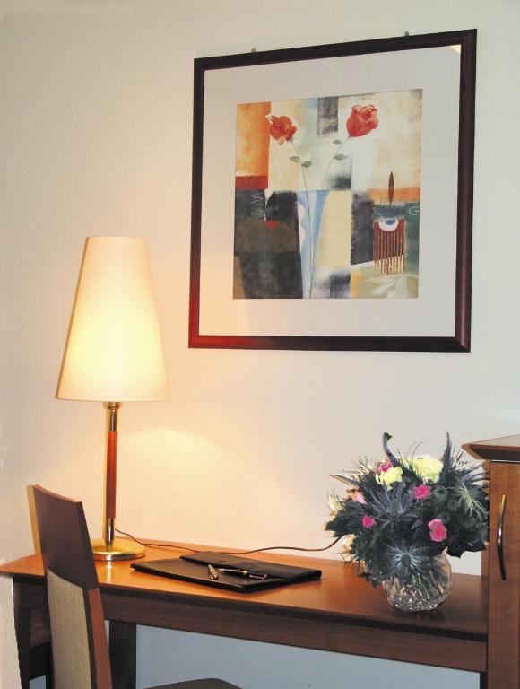 Hotel Promenade Herrsching am Ammersee Rum bild
